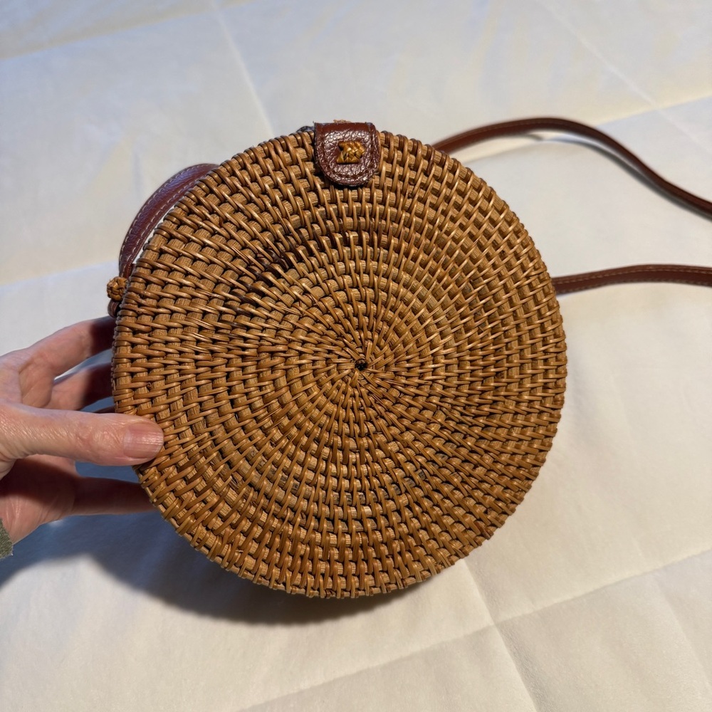 Round Woven Tan Crossbody Bag